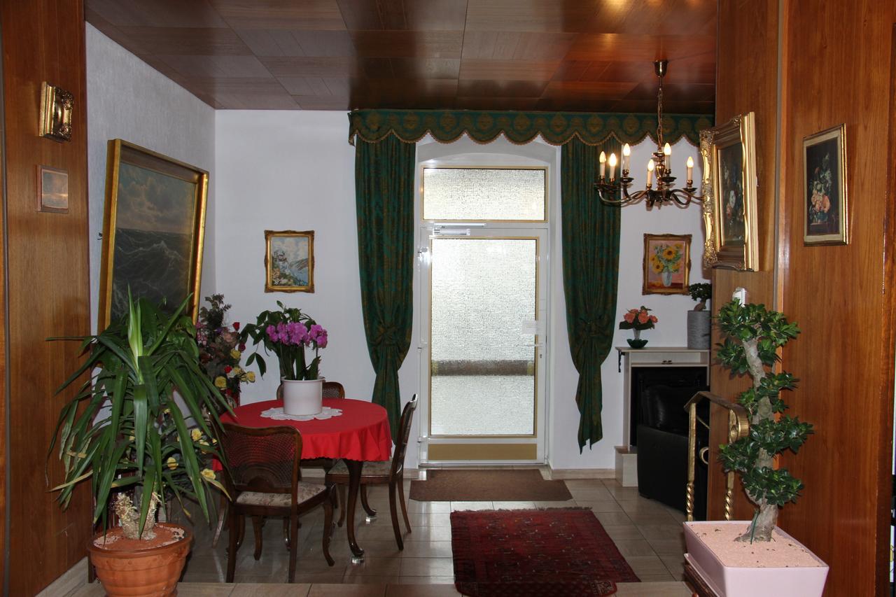 Humboldt Pensjonat 2*